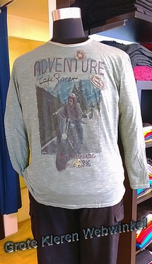 Kitaro t-shirt lange mouw 'Adventure', olijf grijs