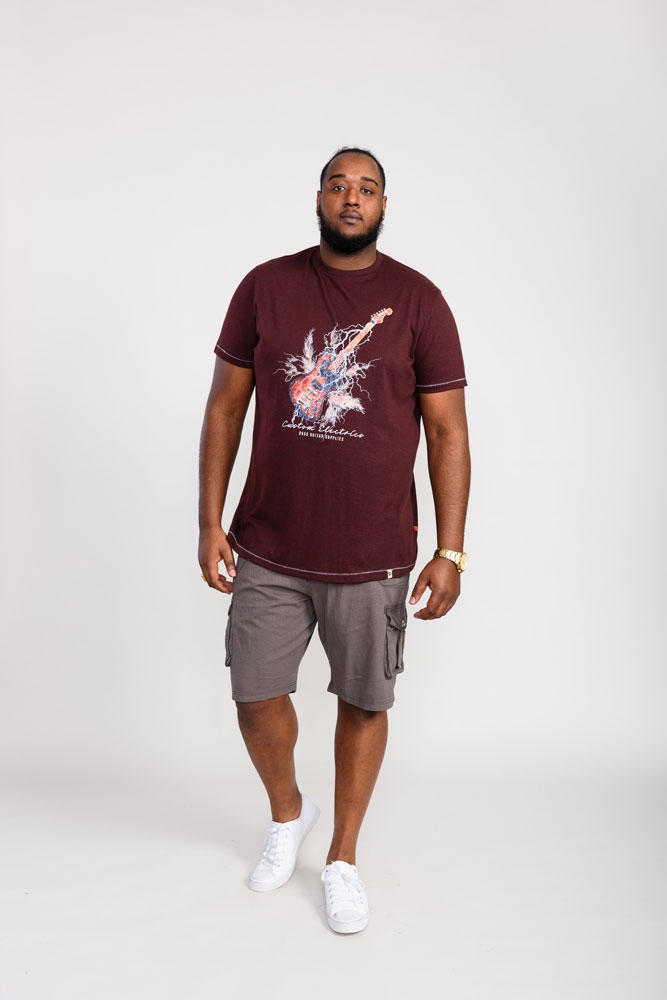 D555 T-shirt 'Lightning Bolt Guitar', bordo