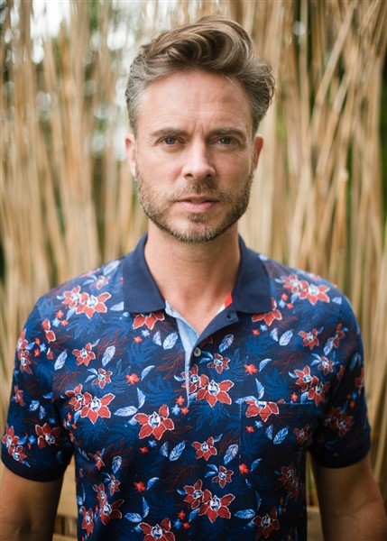 Meantime Polo m. all-over bloemprint, navy