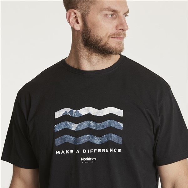North 56°4 T-shirt 'MAKE A DIFFERENCE', zwart