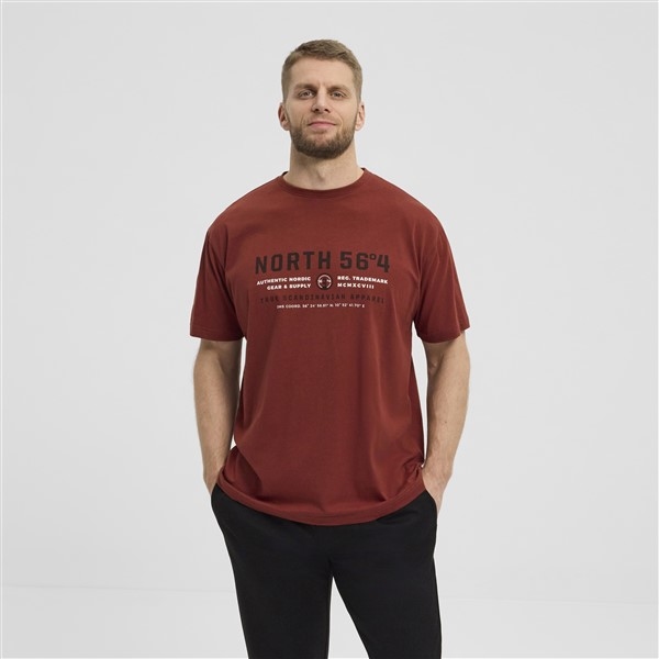 North 56°4 T-shirt print 'North', roestbruin