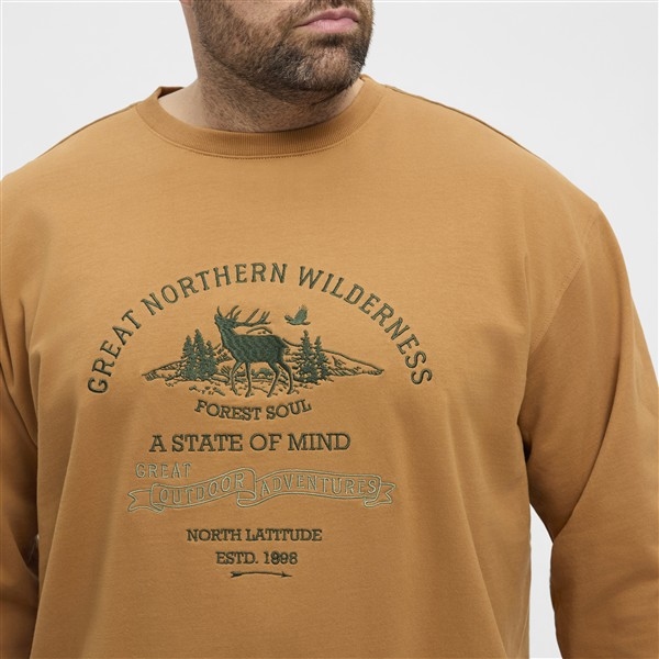 North Latitude sweatshirt 'Northern Wilderness', camel